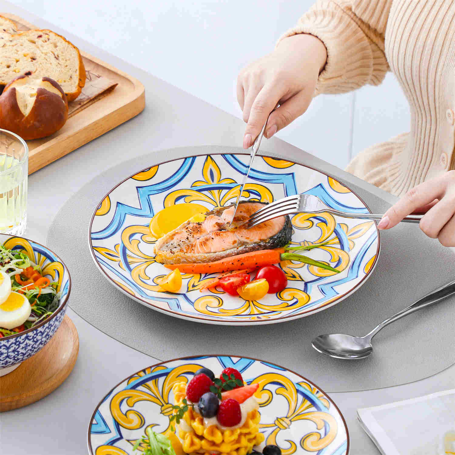 Boho Chic Jasmin 12 Piece Porcelain Round Dinnerware Set with Bowls-vancasso