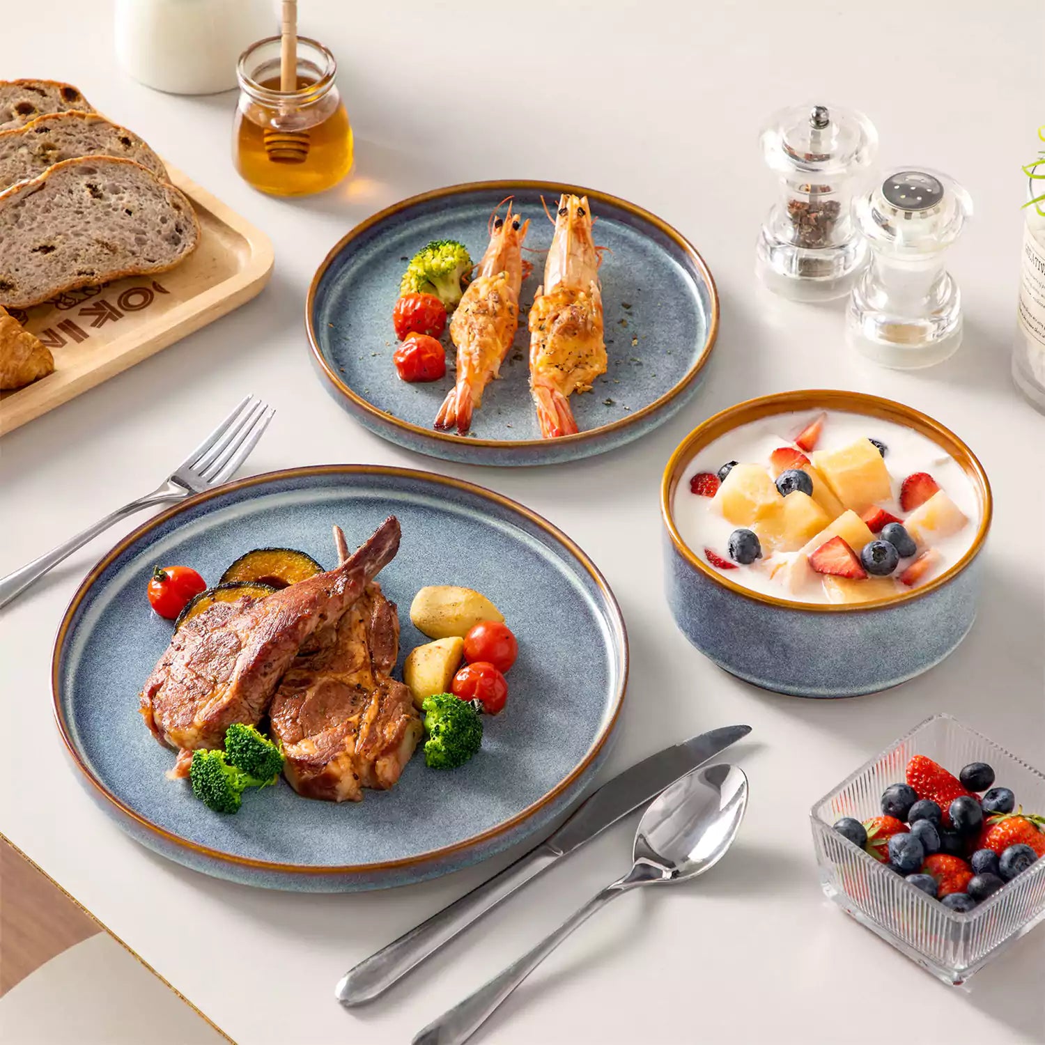 vancasso Onion 18 Piece Blue Dinnerware Set