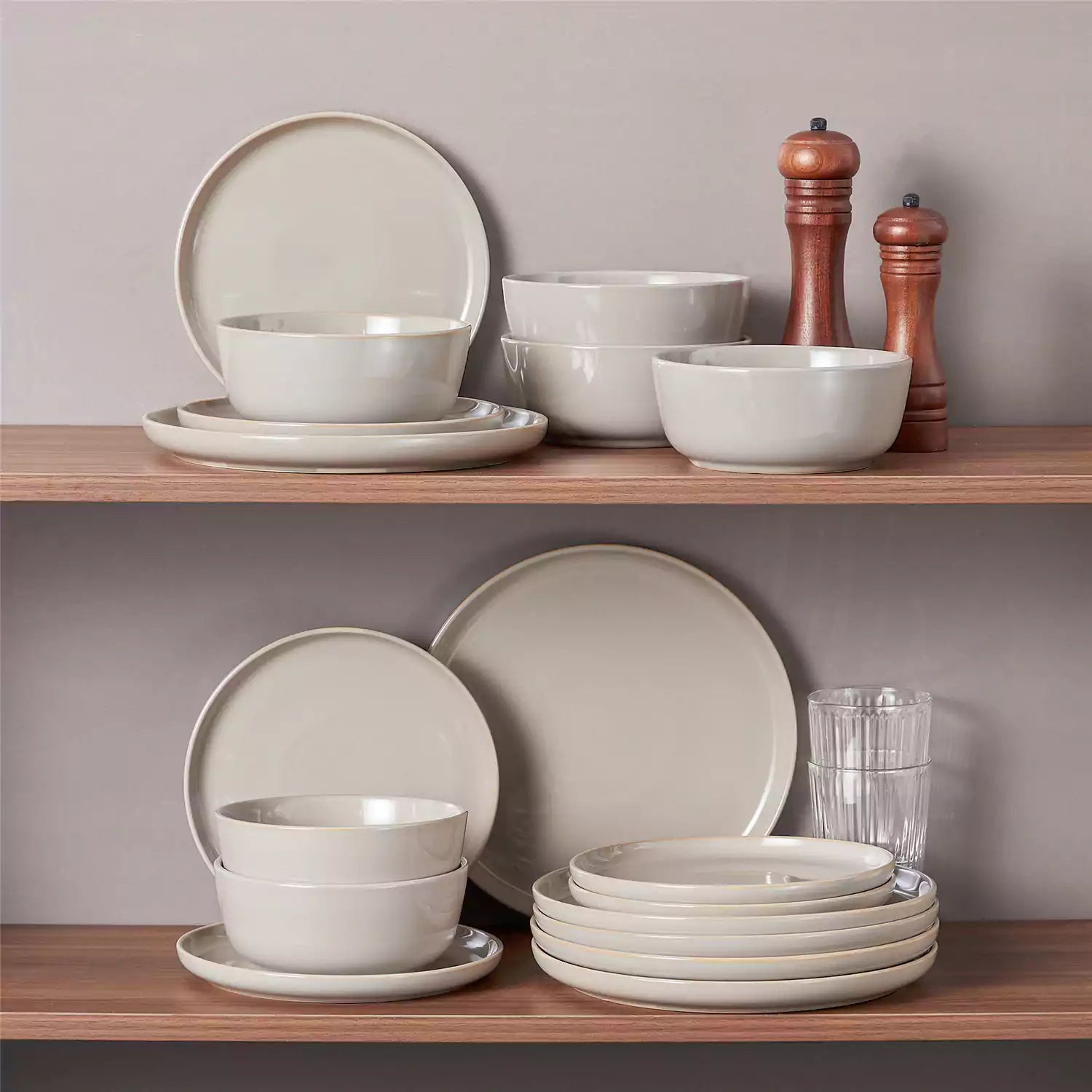 Playa 18-Piece Stoneware Dinnerware Set with plates and bowls for 6 - featuring a unique grey reactive glaze and a farmhouse-inspired style-vancasso