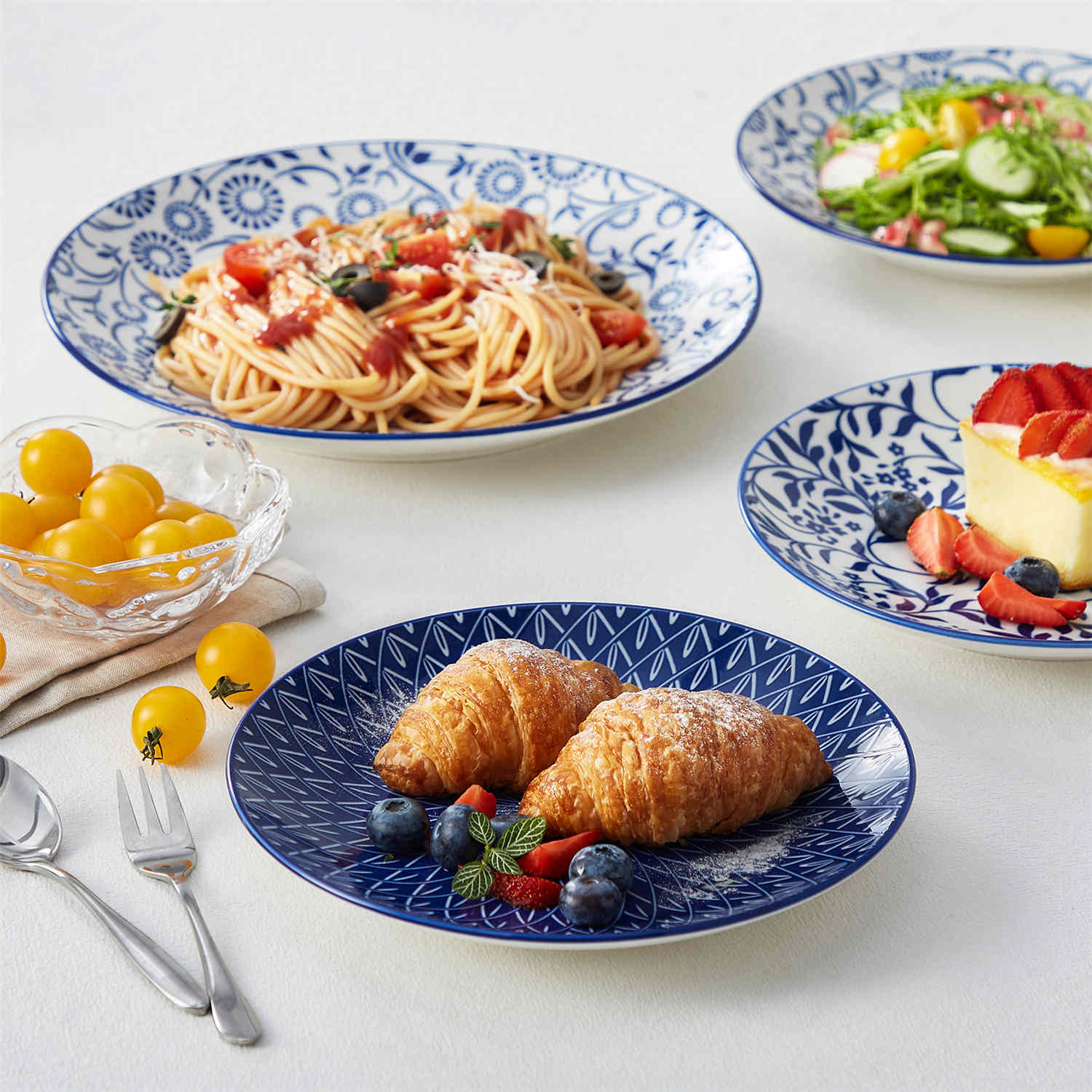 Selene 12-Piece Porcelain Dinnerware Set with blue and white glaze and Japanese-inspired design - including matching plates and bowls-vancasso